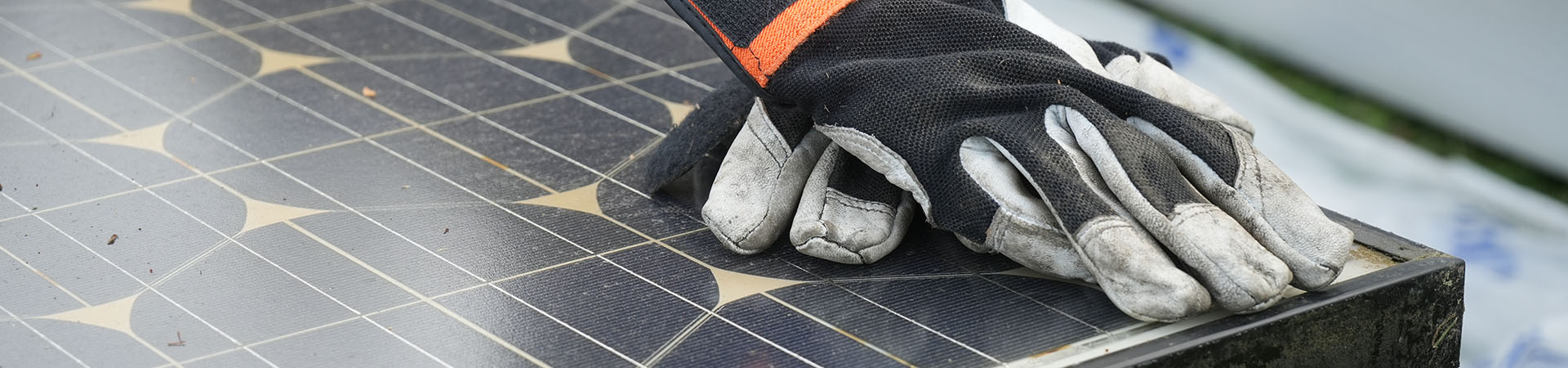 Installation de panneaux photovoltaïques par Nuance Groupe